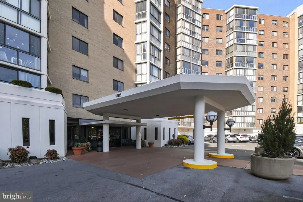 15115 Interlachen Dr #3-904, SILVER SPRING