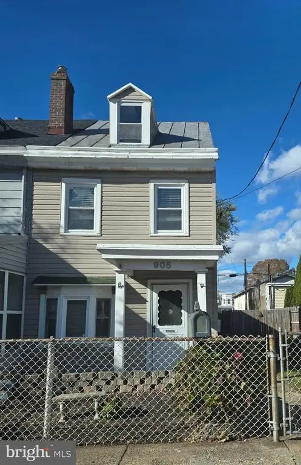 905 Garden St, BRISTOL