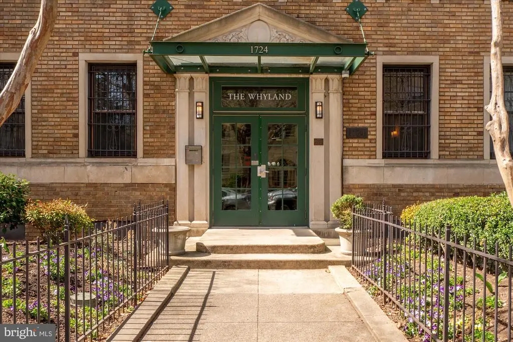 Photo of Listing #DCDC2230830