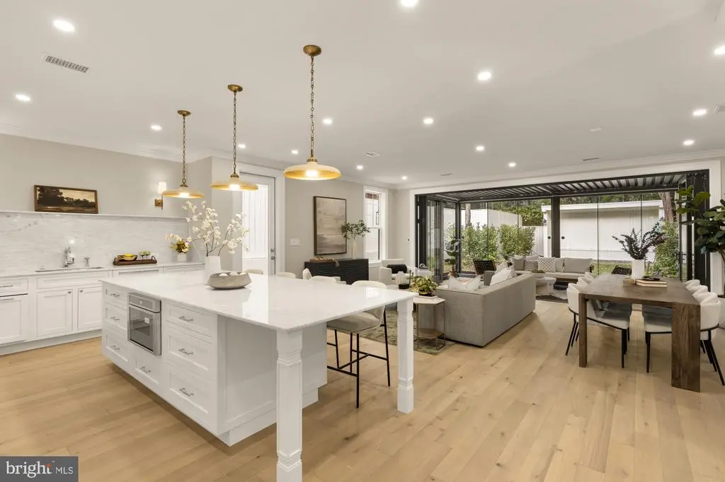 3277 Prospect St Nw, WASHINGTON