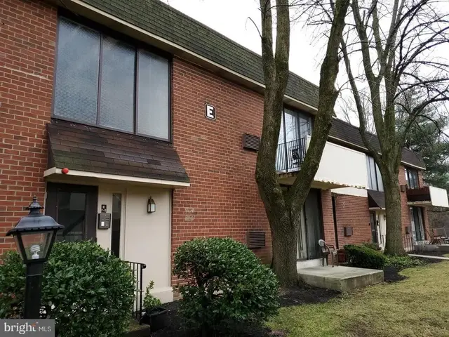 100 E Glenolden Ave #e-12, Glenolden