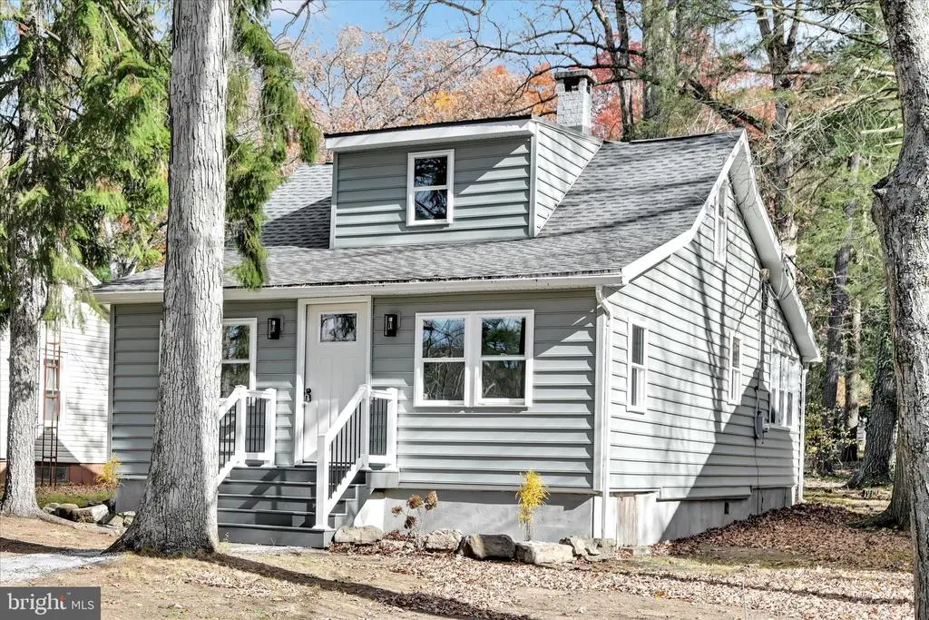 322 Maple Blvd, ORWIGSBURG