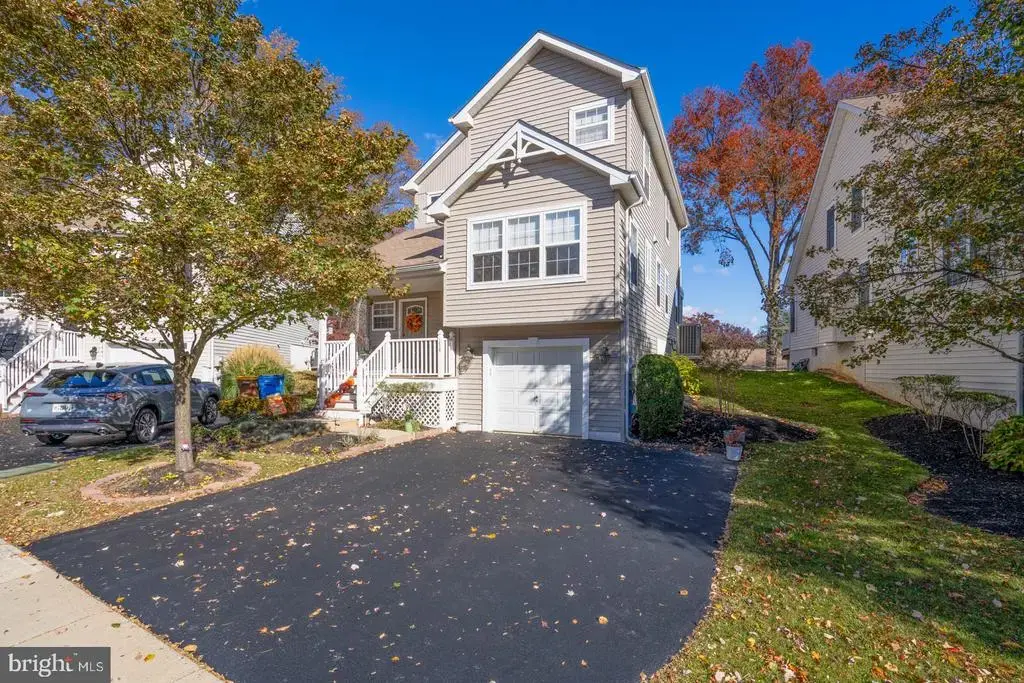 1639 Briarwood Dr #145, BENSALEM