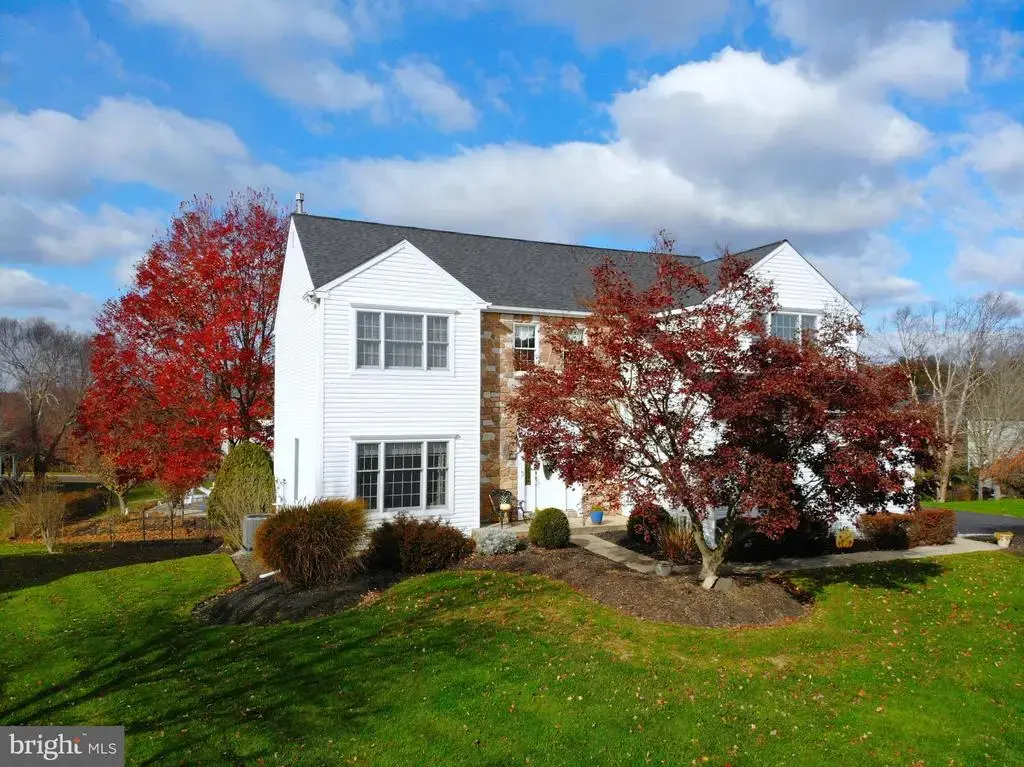 20 Woodstone Dr, DOYLESTOWN