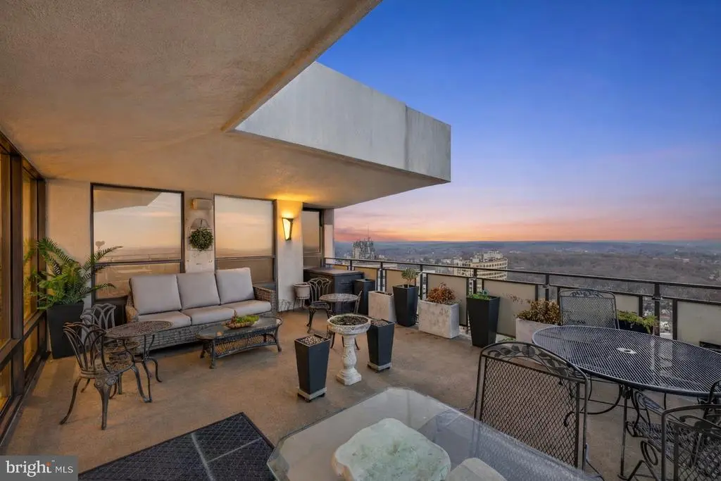 205 E Joppa Rd #2802, Towson