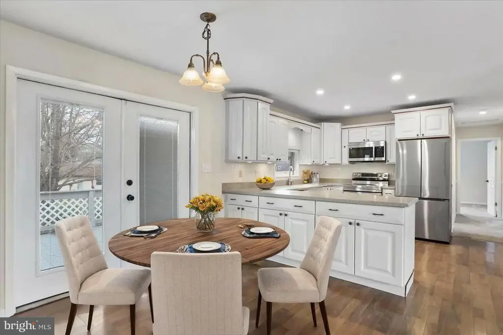 1349 Cedarwood Dr, Hagerstown