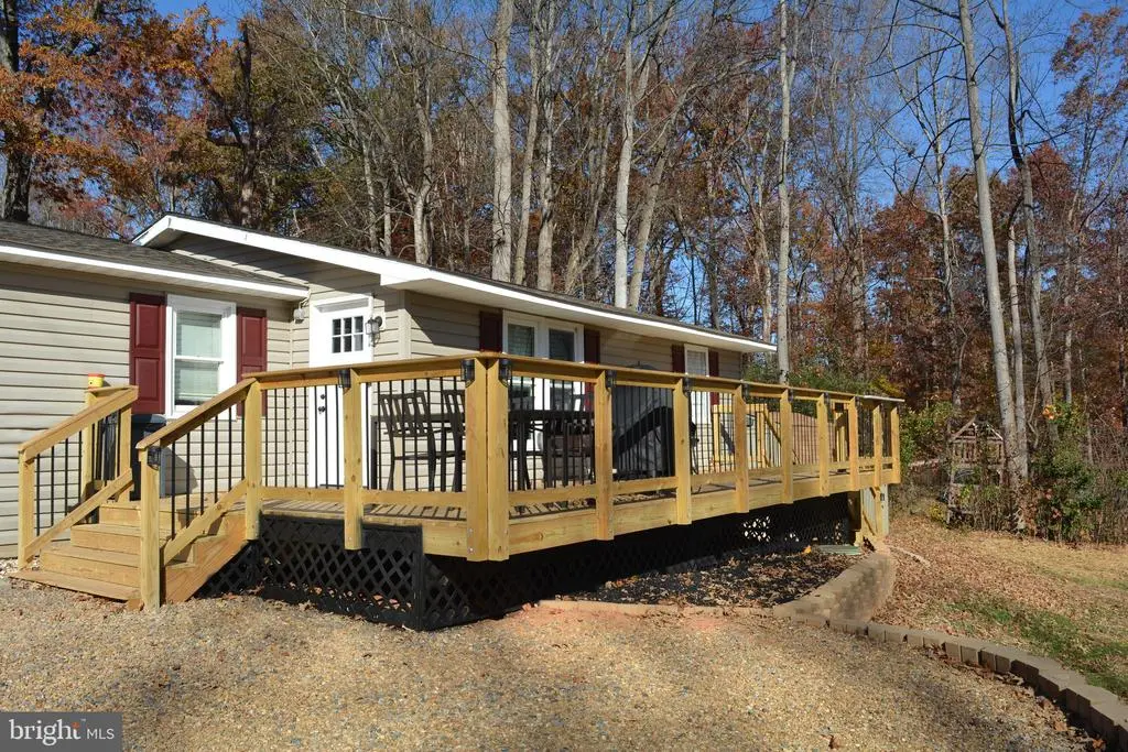 107 Boundary Dr, STAFFORD