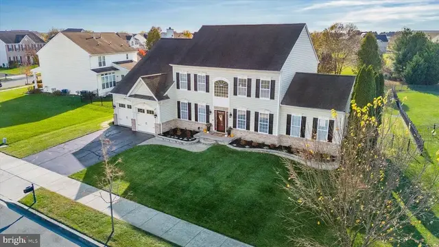203 Scotish Dr, Middletown