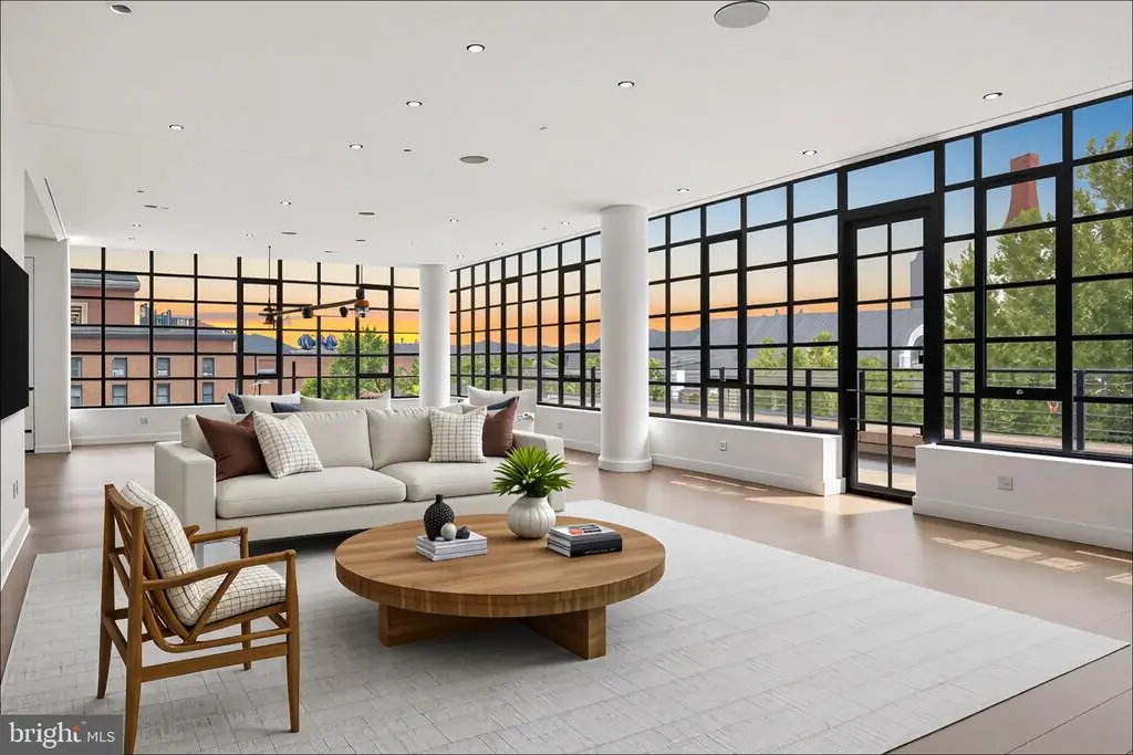 1055 Wisconsin Ave Nw #4e, WASHINGTON