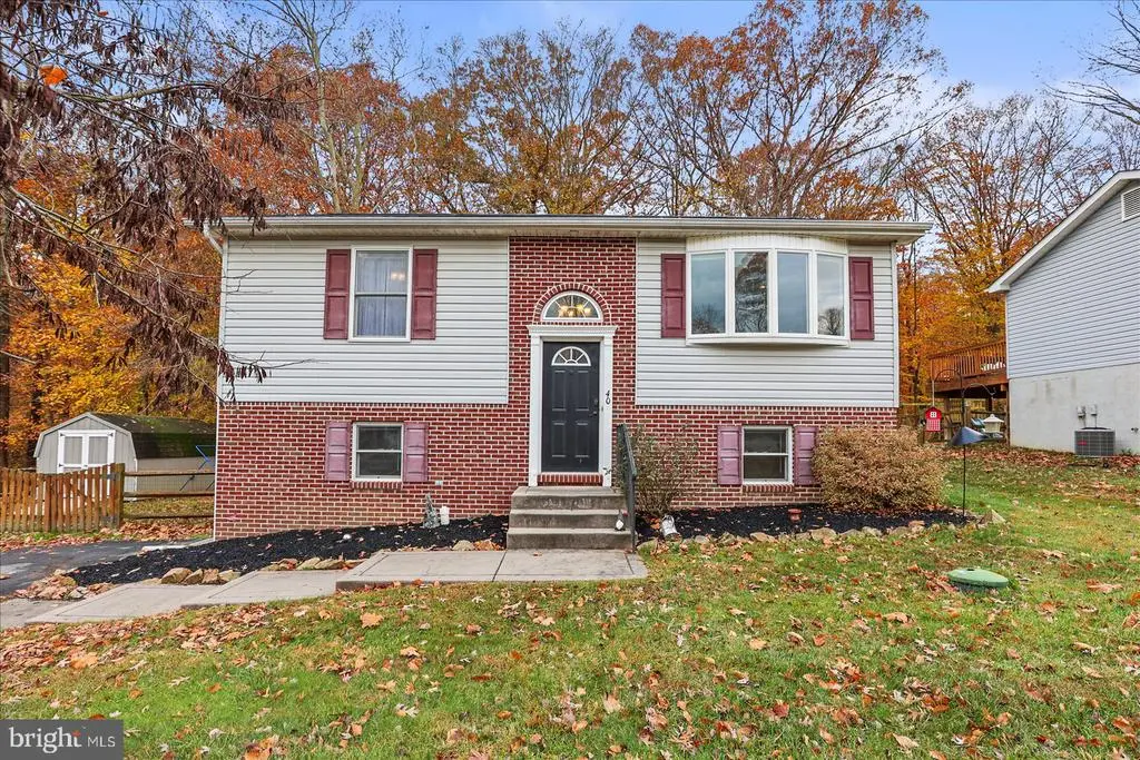 40 Catalpa, North East