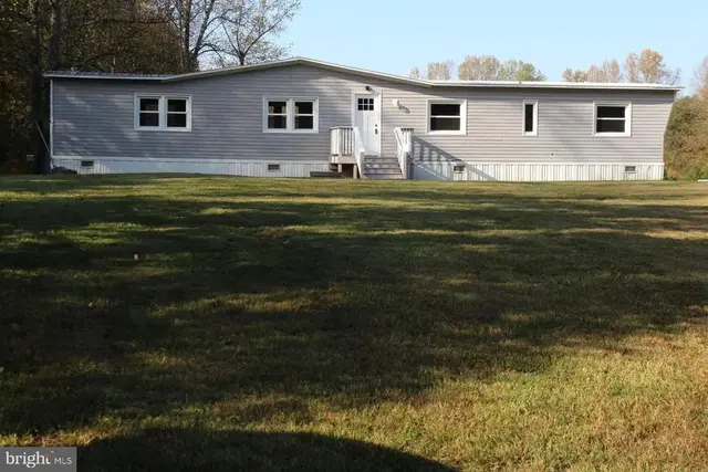 5274 Burr Hill Rd, Rhoadesville