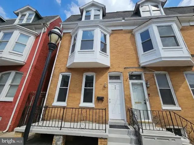 345 E Princess St, York