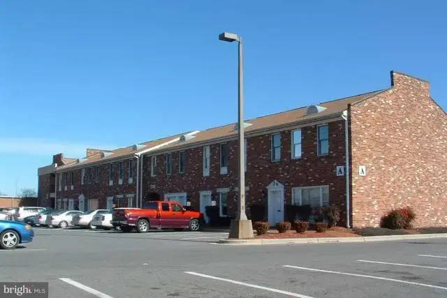 7700 Old Branch Ave #e206, Clinton