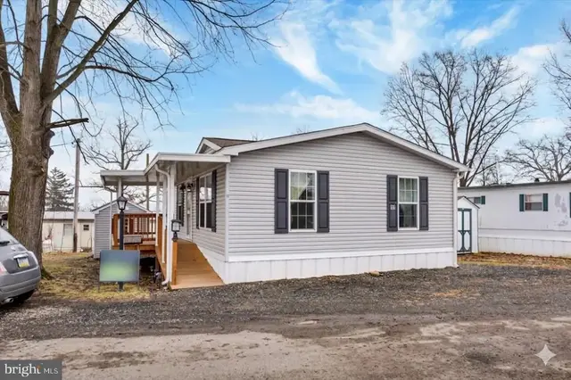 612 Range End Rd #11, Dillsburg