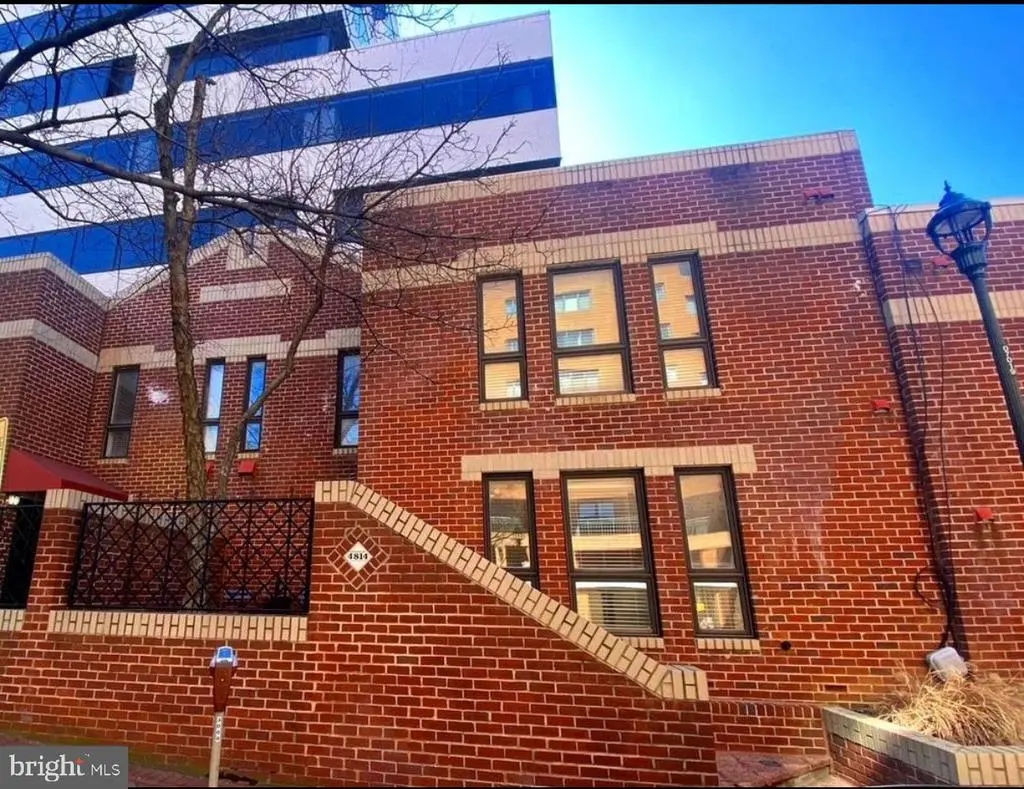 4814 Hampden Ln #r-2, Bethesda