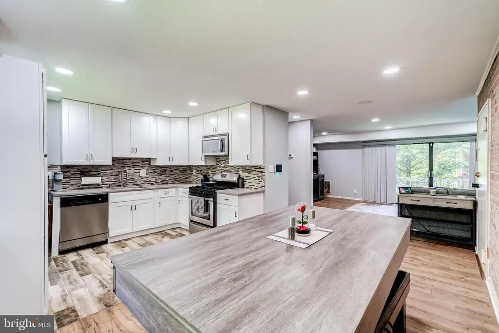 6012 Westchester Park Dr #101, College Park