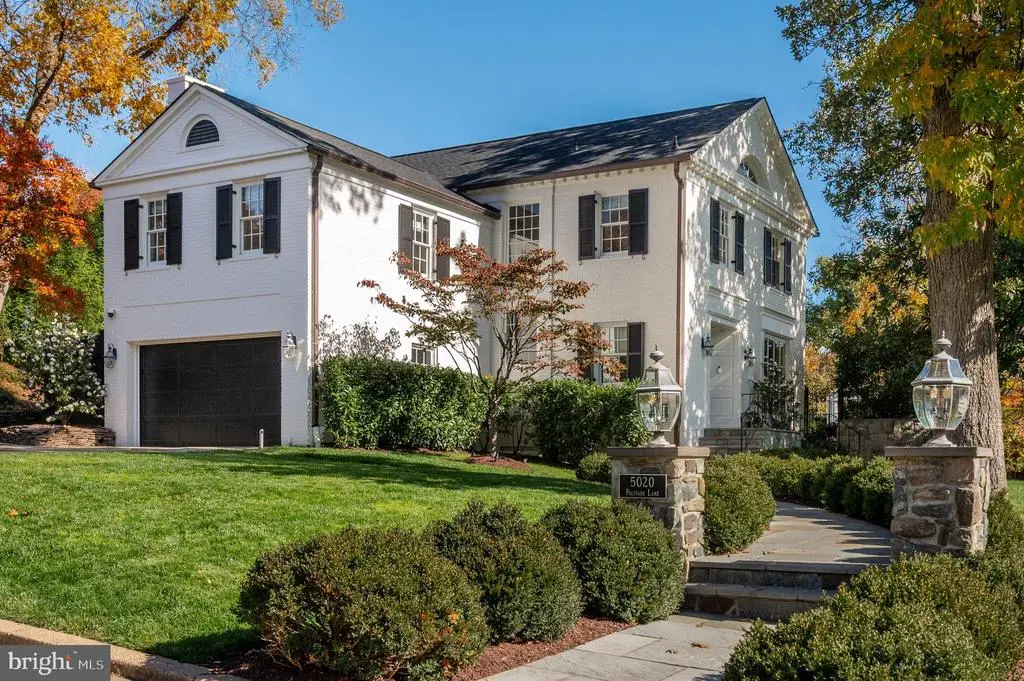 5020 Palisade Ln Nw, WASHINGTON