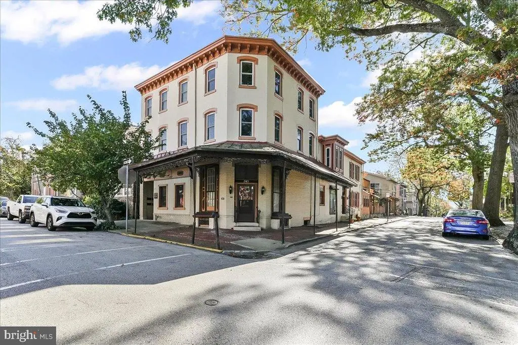 240 W Miner St, West Chester