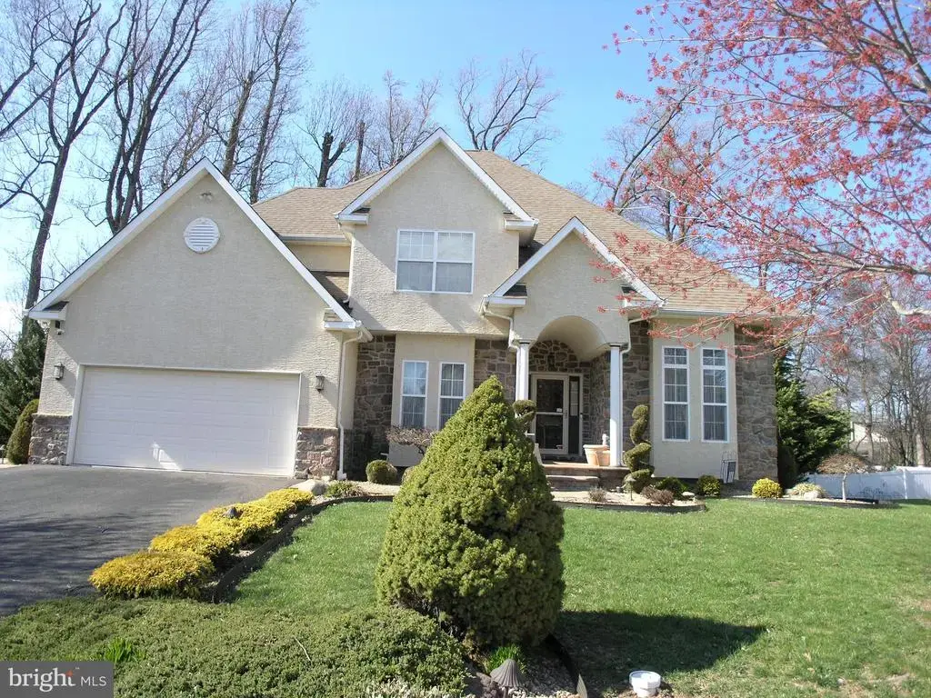 118 Casey Ln, BENSALEM