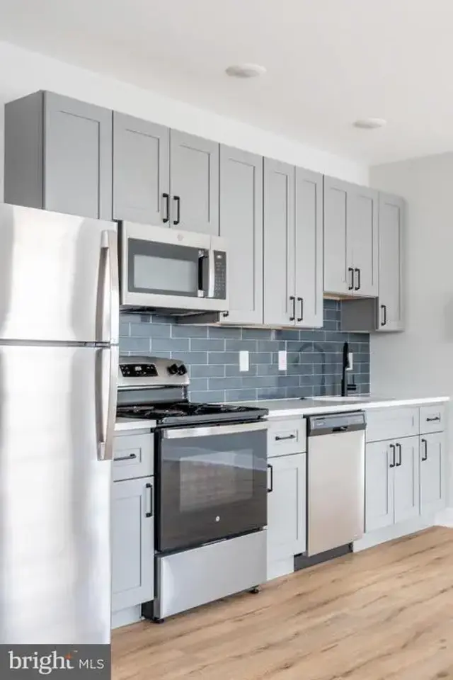 2914 W Oxford St, Philadelphia