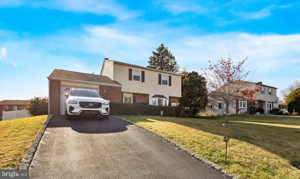 756 Burdett, Upper Chichester