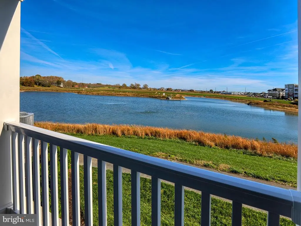 24160 Port Ln #105, Lewes