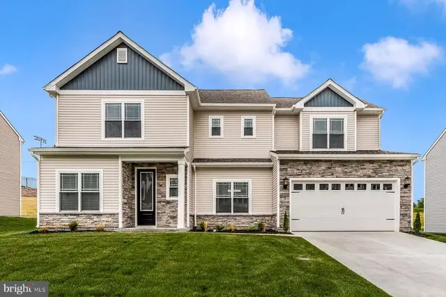 504 Abigail Ave, Waynesboro