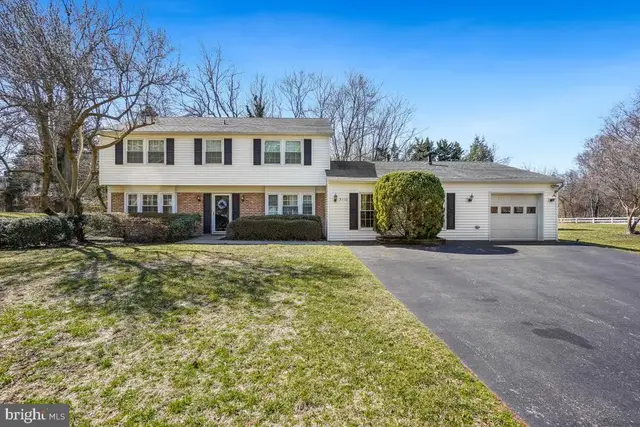 5110 W Running Brook Rd, Columbia