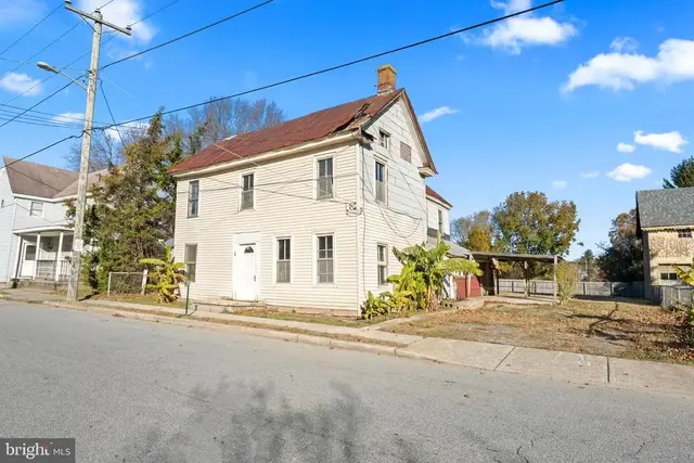 1 Saint Agnes St, Frederica