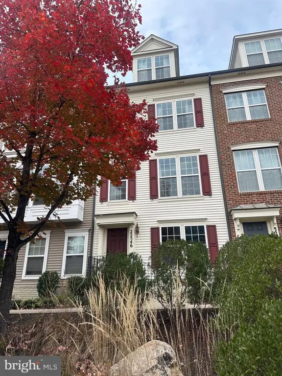 22546 Phillips St #303, Clarksburg