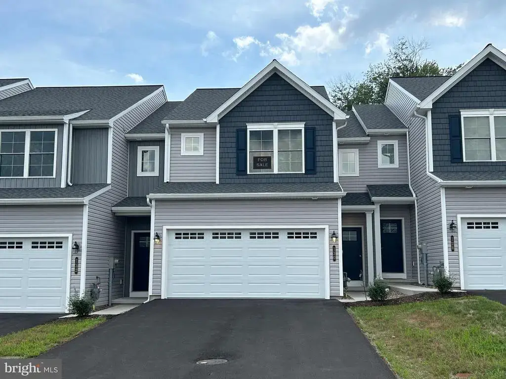 130 Magnolia Dr, MIDDLETOWN
