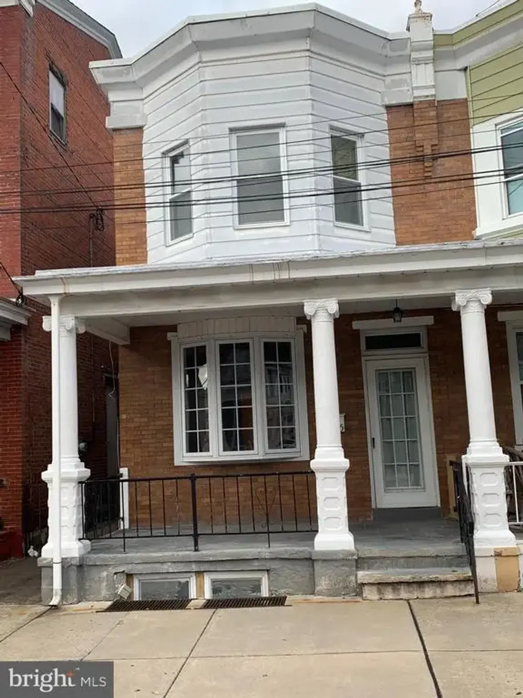 225 Washington St, BRISTOL