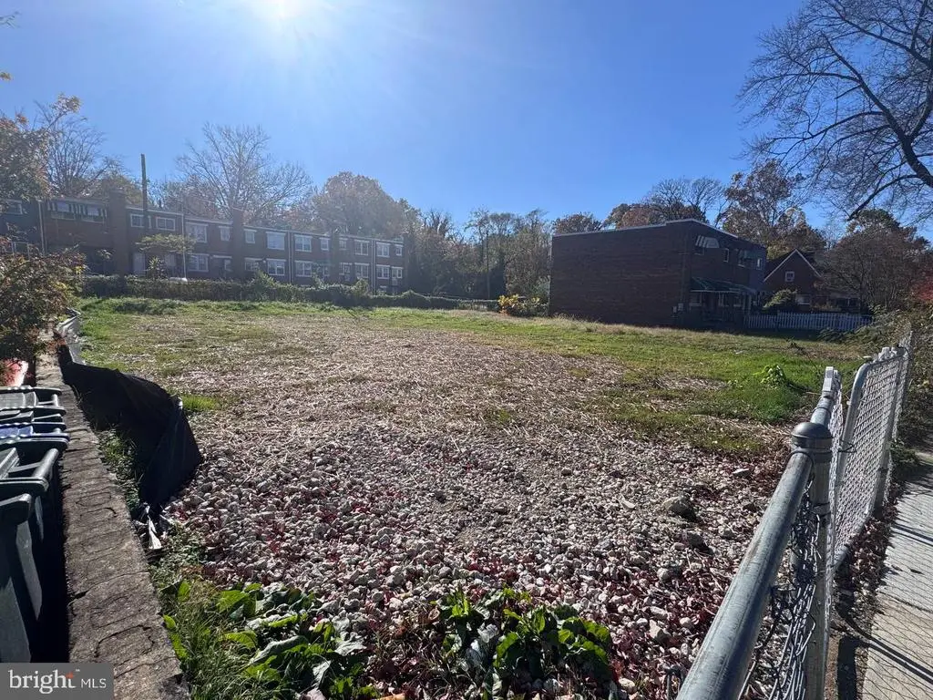 4333 Hayes St Ne, WASHINGTON