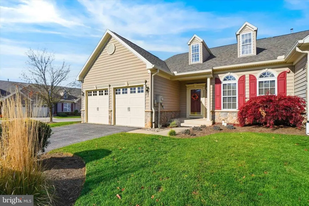 1534 Sycamore Ter, York