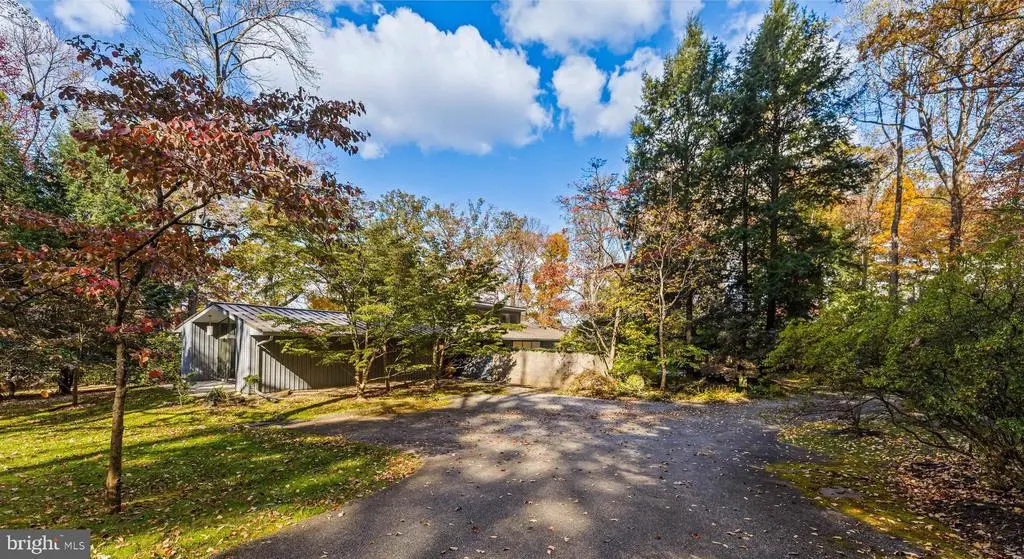 32 Caveswood Ln, Owings Mills