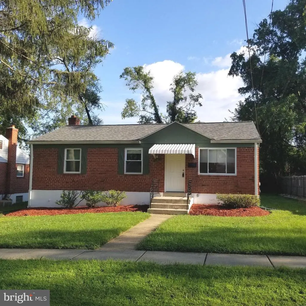 4704 Red Fox Rd, Rockville