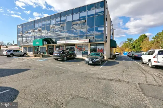 4810 Beauregard St #200, Alexandria