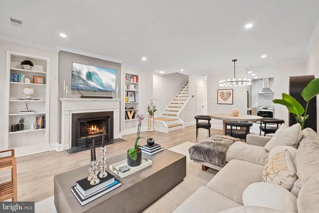 Photo of Listing #DCDC2231474