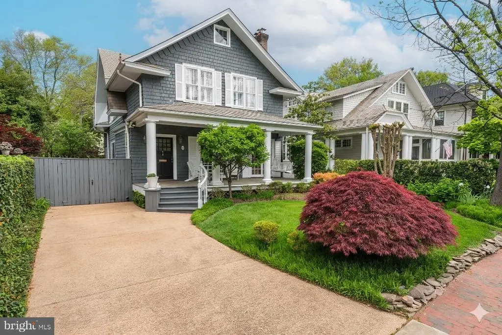 5 Oxford St, CHEVY CHASE