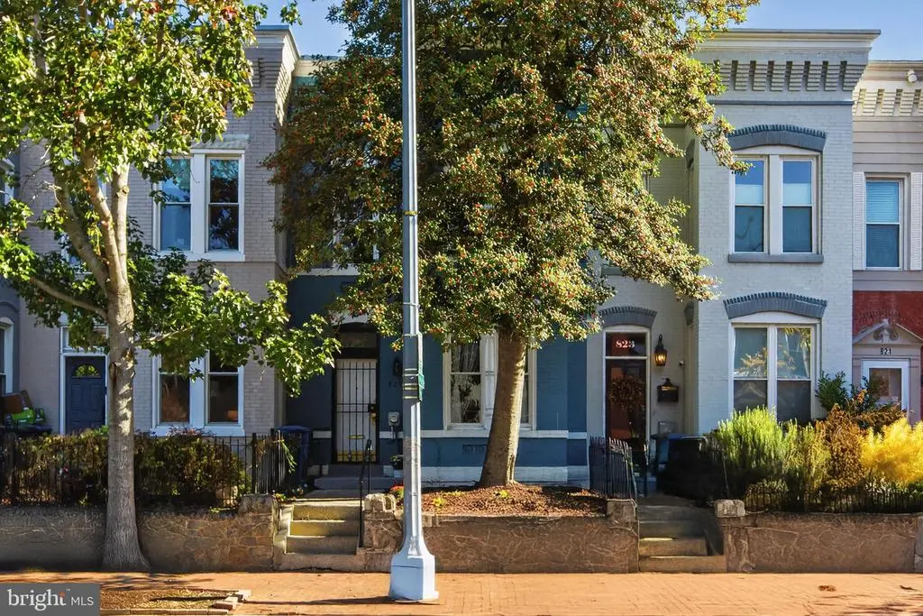 825 11th St Ne, WASHINGTON