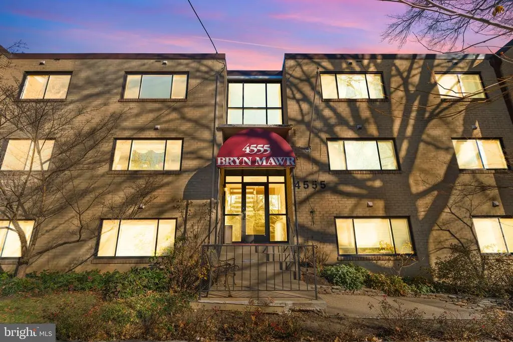 4555 Macarthur Blvd Nw #202, WASHINGTON