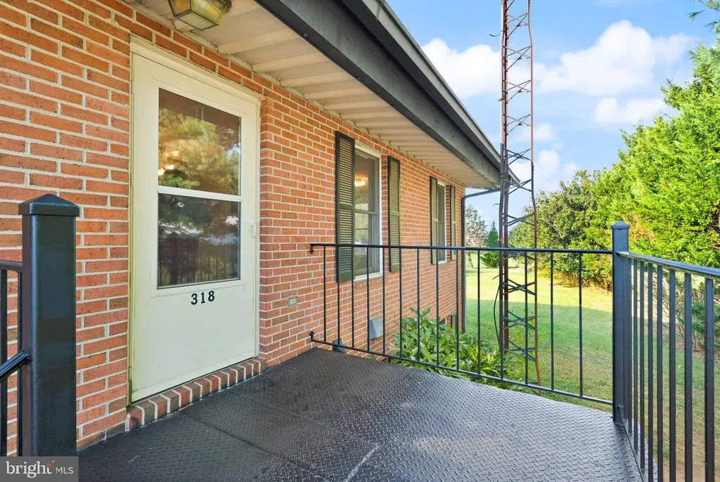 318 Evergreen Mill Rd Se, Leesburg