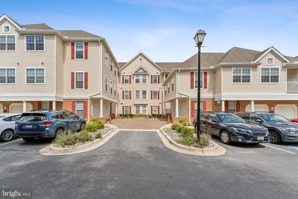 5002 Hollington Dr #301, Owings Mills