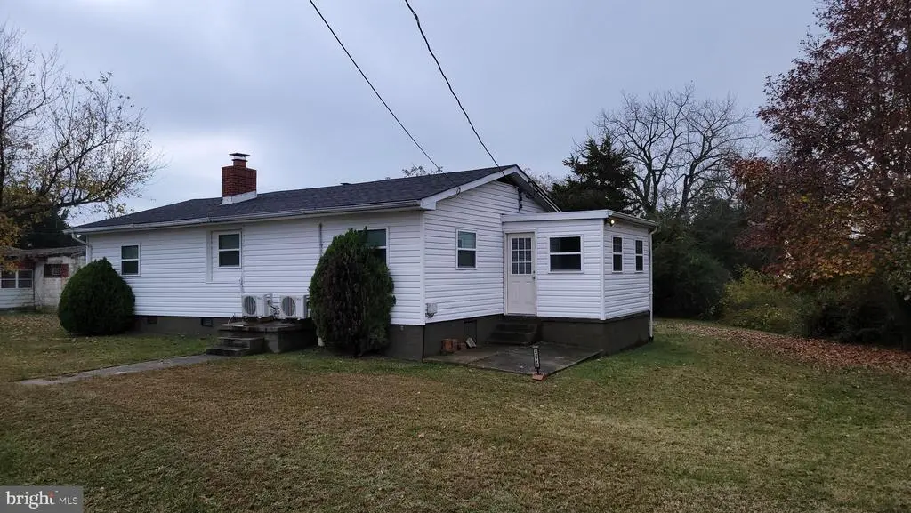 22719 Lagoon Dr, Bushwood