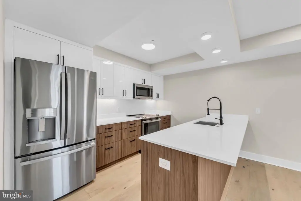 919 12th St Ne #a303, WASHINGTON