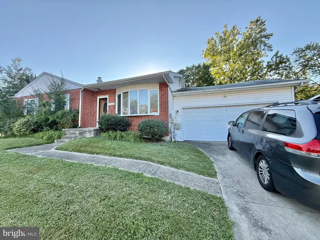 7956 Oakwood Rd, Glen Burnie