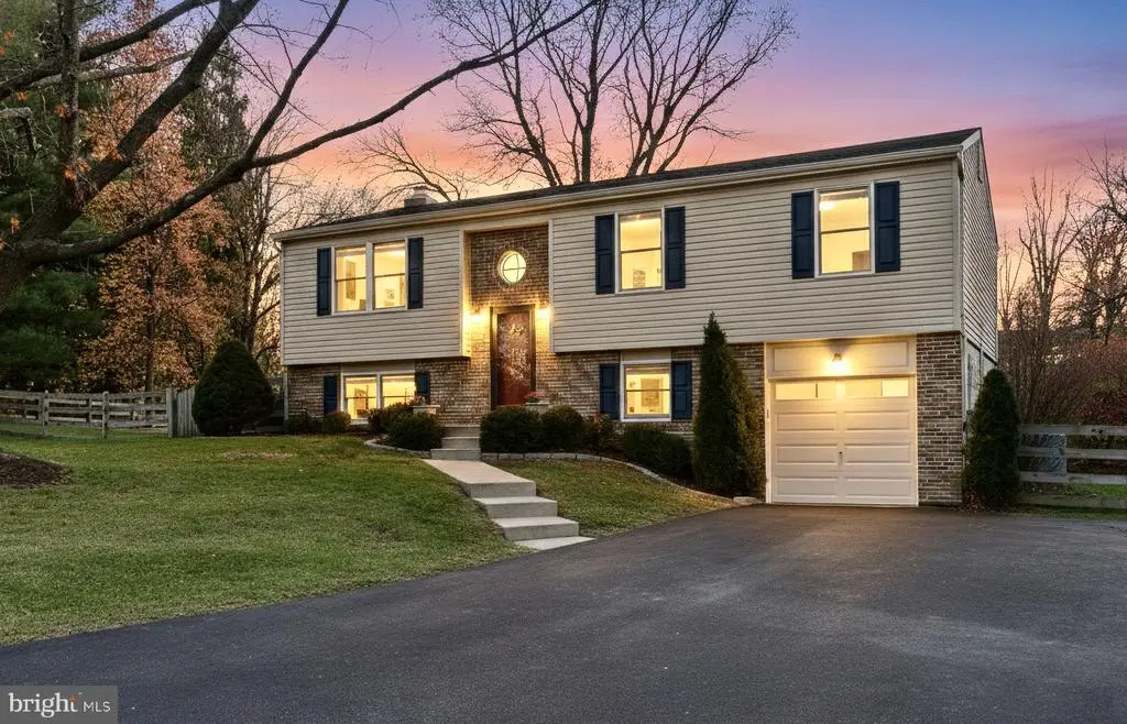 4809 Red Hill Way, Ellicott City