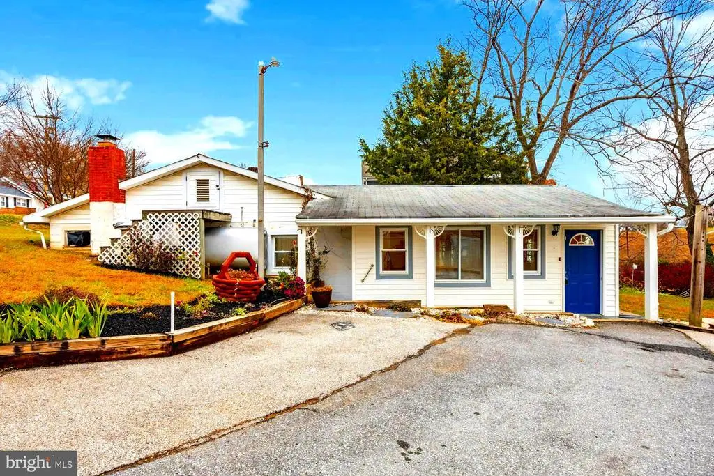 10681 Old Bond Mill Rd, Laurel