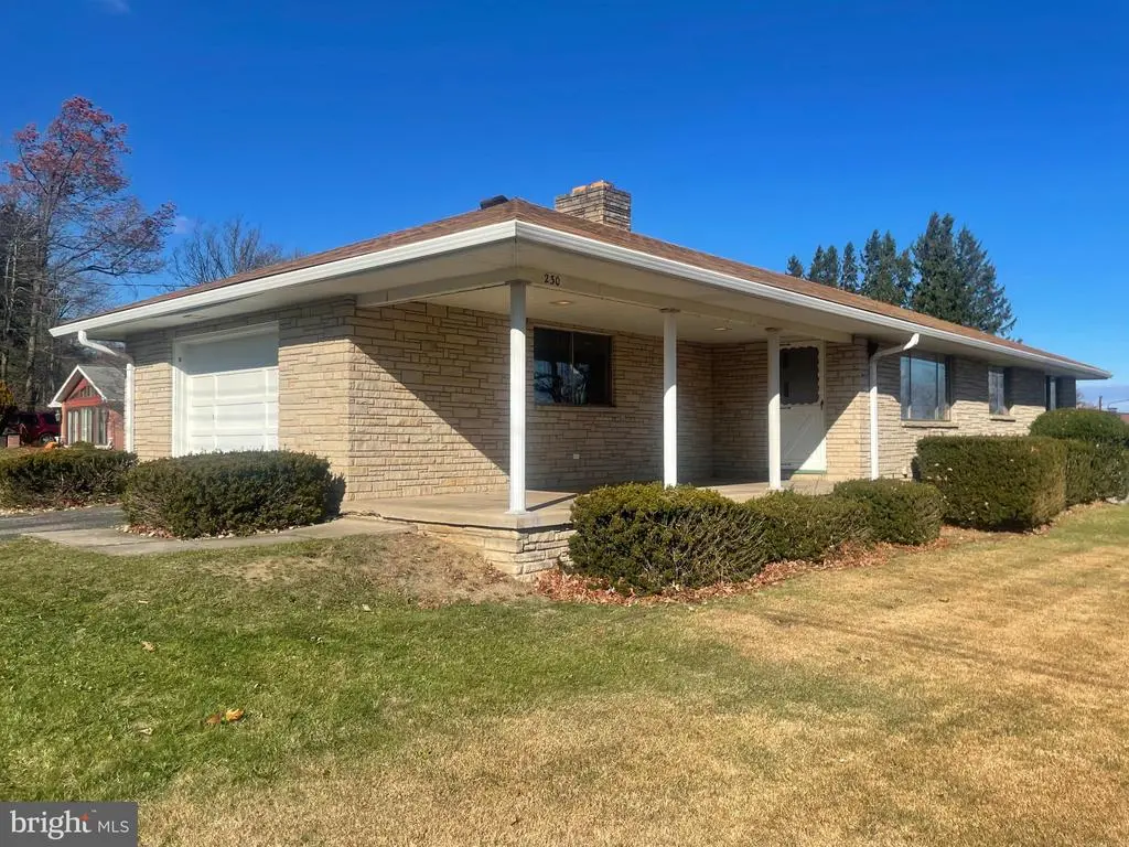 230 Armstrong Ave, Frostburg