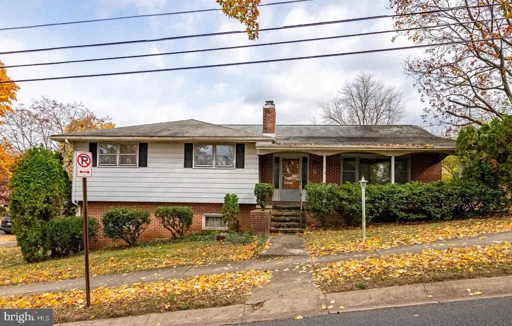 105 Clayton, WYOMISSING